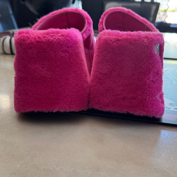 Delias fur platforms 9 - Picture 5 of 10